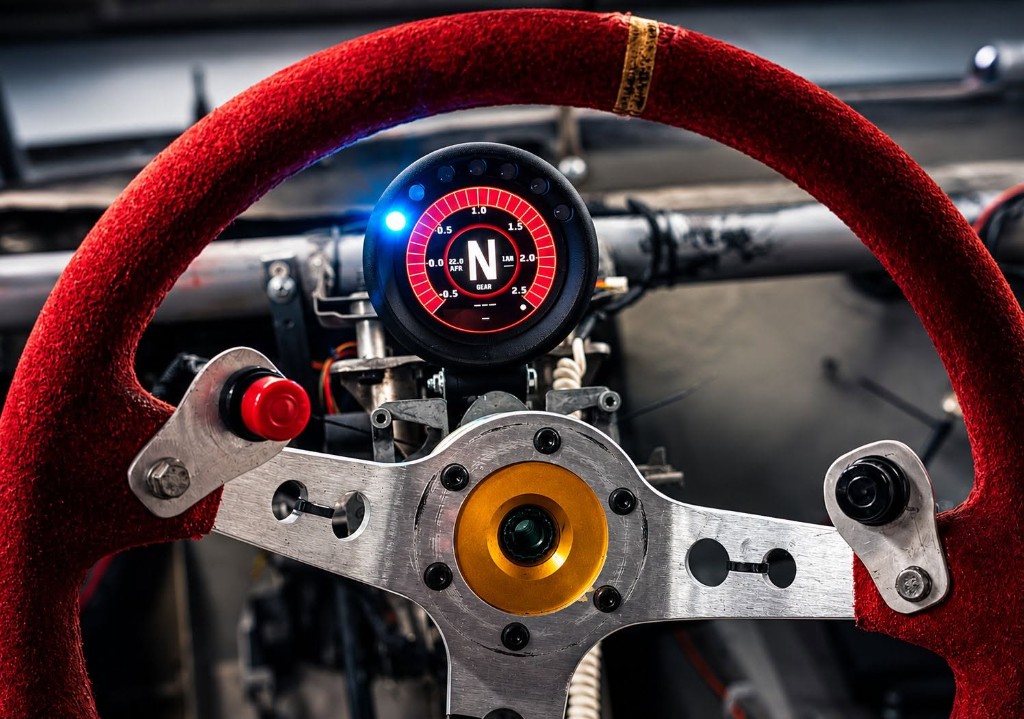 Drag Dash — cockpit install